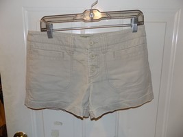 American Eagle Outfitters Khaki Button Front Shorts Size 4 Women&#39;s EUC - £16.57 GBP