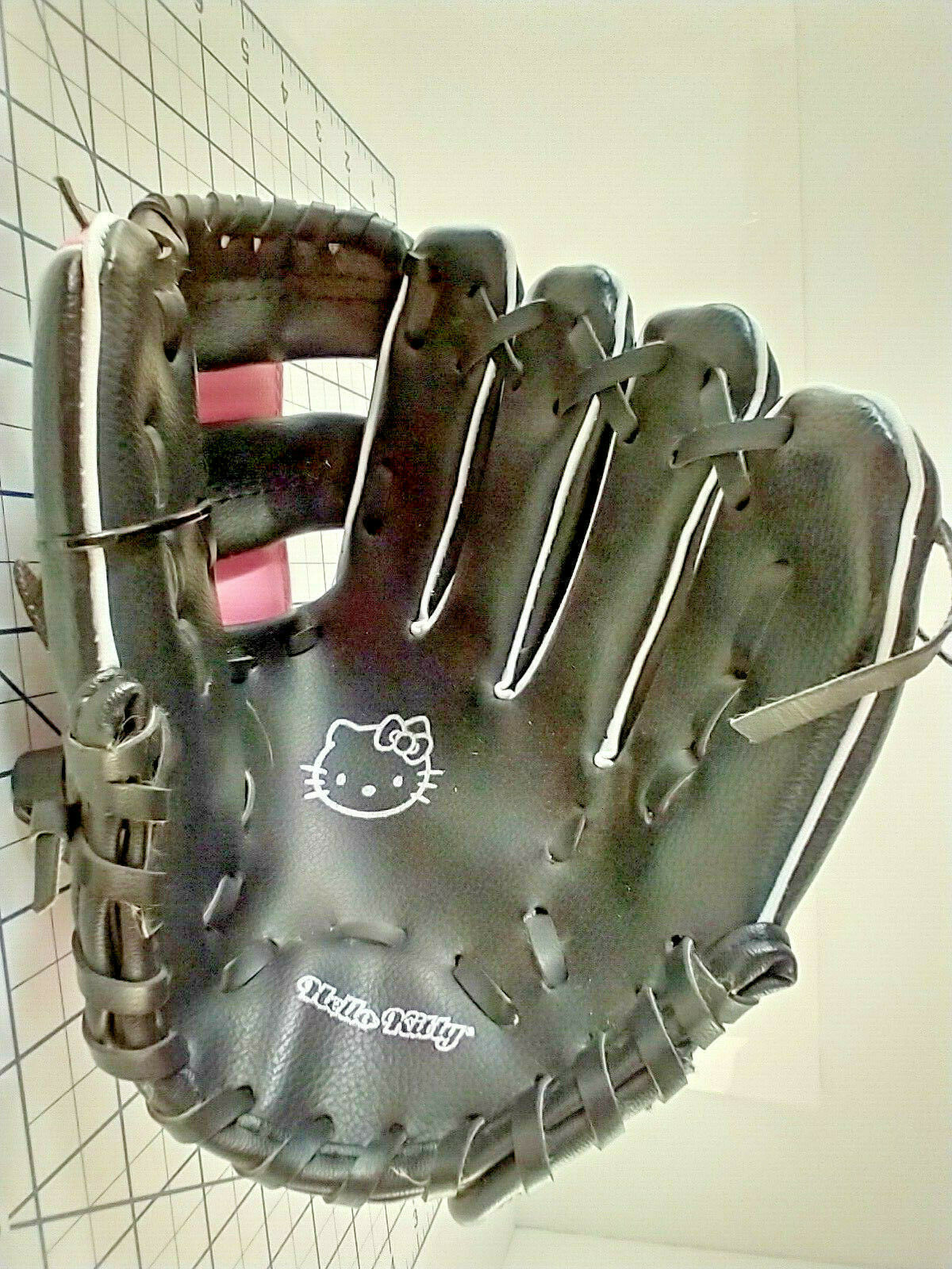 Hello Kitty 9 1/2 Left Handed Black And Pink Youth T-Ball Baseball Glove... - $8.00