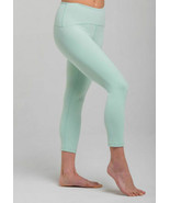 Tanya-B Women&#39;s Jade Three-Quarter Legging Yoga Pants Size: L - SRP: $89.00 - £15.06 GBP