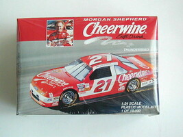 FACTORY SEALED Monogram Morgan Shepherd&#39;s #21 Cheerwine Thunderbird #0646 Ltd Ed - £18.13 GBP