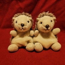 2 Aurora Palm Pals Plush Hedgehog Twins 2020 stuffed animal beanbag brown tan 5&quot; - £11.99 GBP