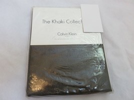 Calvin Klein Moss Twill Pebble Texture Moss Beige Standard Sham - £25.27 GBP