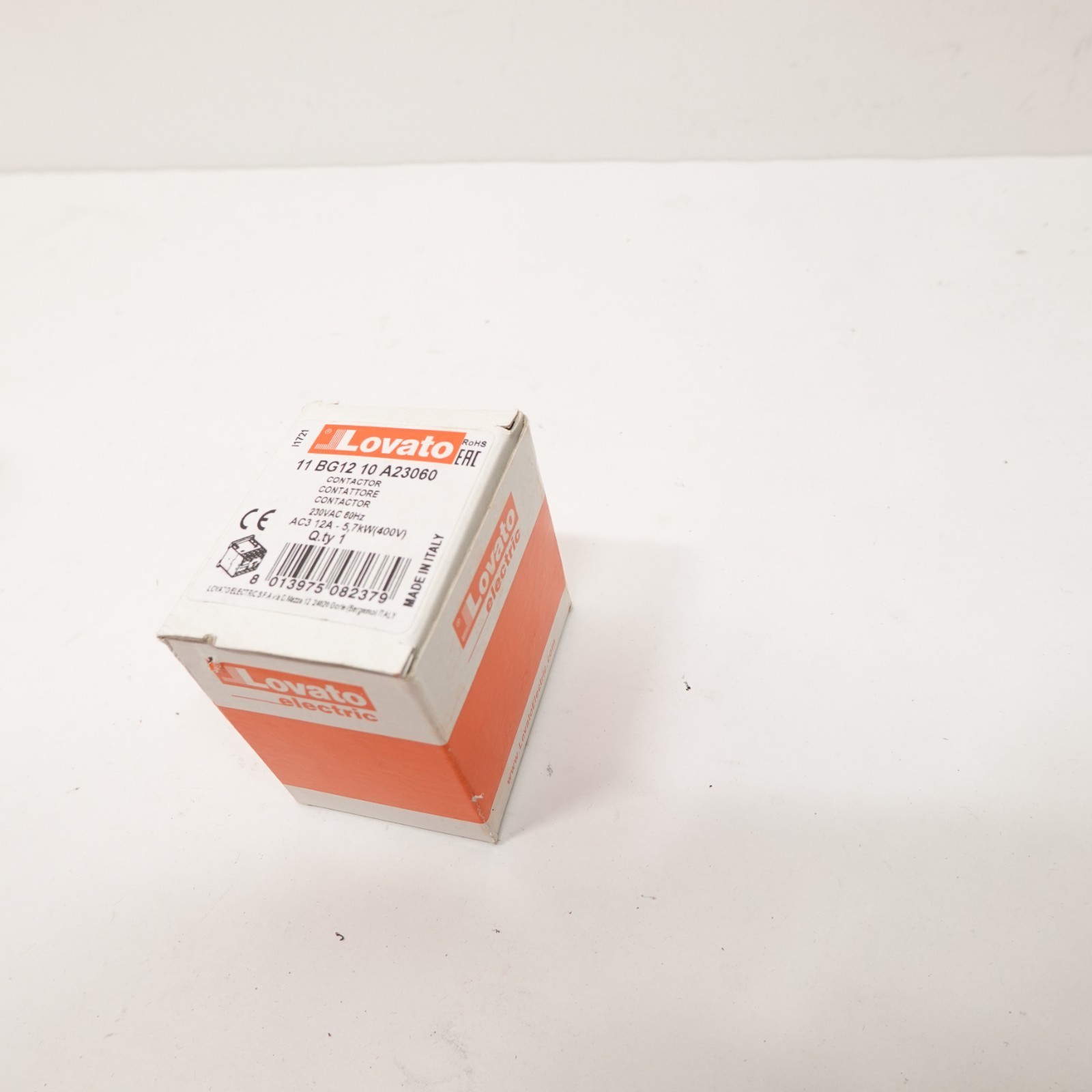 Lovato 11 BG12 10 A23060 Contactor 230VAC 60Hz AC3 12A 5.7kW (400V) New in Box Item image 3