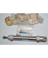 SMC CM2D25-100 Double Acting Pneumatic Cylinder 1/8in Npt 25mm 100mm 145psi - $82.23 CAD