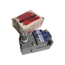 Square D 9007C52B2 Limit Switch 600v-ac - $119.21