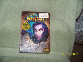 vintage  2004  pc game {world of warcraft] - $9.90