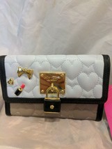 Betsey Johnson Pin Wallet Cross Body Bow Lipstick Lock  Heart Pin Blue  nwt - £29.91 GBP