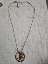 Vintage Gold Tone Pendant Necklace 22&quot; Costume Jewelry - $28.58 CAD