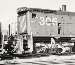 Burlington Northern Railroad BN #306 SW1500 Electromotive Train B&amp;W Photo - £7.32 GBP