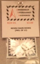Scale Detail Accessories / Resin Chain Hooks - Package of 12 - £3.12 GBP
