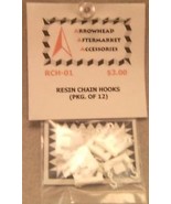 Scale Detail Accessories / Resin Chain Hooks - Package of 12 - $73.37 MXN