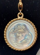 Retired Kirks Folly &quot;Love Never Dies&quot; Cherub Pendant Gold Tone 18&quot; Chain - £43.87 GBP