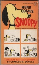 Here Comes Snoopy Paperback Book Peanuts 1st Fawcett Print 1966 NICE - $3.99