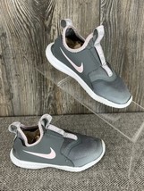 Nike Flex Runner PS Kids Gray Pink Unisex Size 11.5 Shoe School Slide AT4663-018 - £7.91 GBP