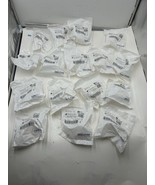 Lot Of 16 NEW SEALED F&amp;P Eson Seal Cushion Small Fisher &amp; Paykel 400HC126 - $1,365.49 MXN