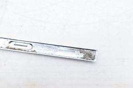 08-14 MERCEDES-BENZ W204 C300 FRONT LEFT DRIVER SIDE FENDER CHROME MOLDING E3570 image 10