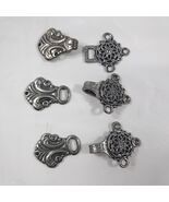 Vintage Tinn Norway SET 3 pairs Pewter 2-piece Clasp filigree ornate fro... - €38,94 EUR Vintage Tinn Norway SET 3 pairs Pewter 2-piece Clasp filigree ornate fro... - €38,94 EUR