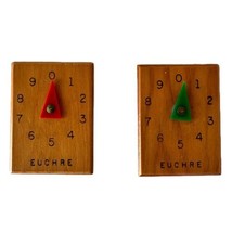 x2 Vintage Euchre Wooden Etched Scoreboards Red &amp; Green Plastic Markers - £23.34 GBP