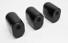 Arlo Essential VMC2330B Spotlight Security Camera (3-pack) - Black image 2