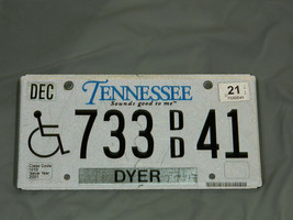 Vintage Tennesse Expired Issued 2001 Handicapped Metal License Plate # 733DD41 - £14.61 GBP