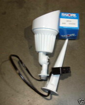 1011-W FLOOD LANDSCAPE MR16 12V 50W CAST ALUMINUM WHITE - $15.70 CAD