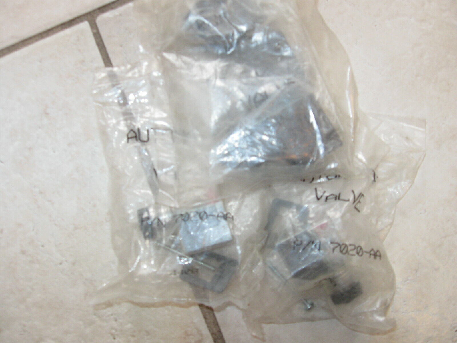 NEW NOS LOT of 5 Automatic Valve Solenoid Connector Kit # 7020-AA / 7020... - $24.26