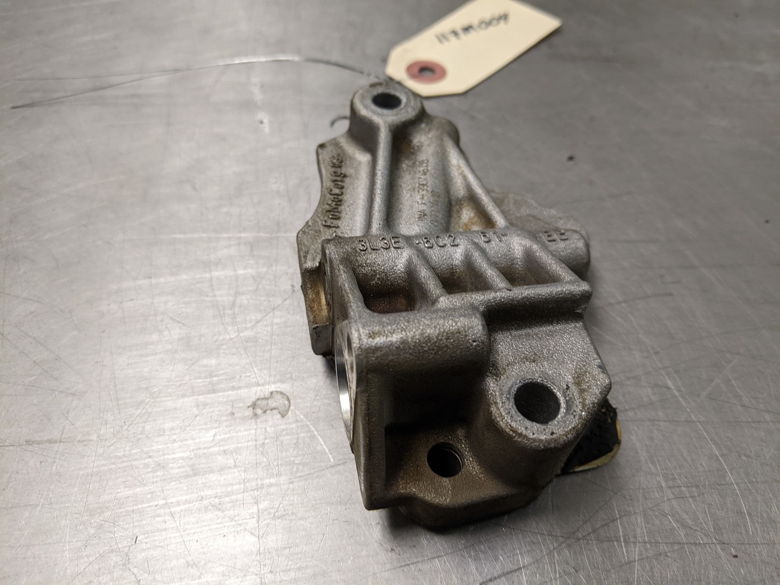 Left Variable Valve Timing Solenoid Housing For 06-08 Ford F-150 FLEX FU... - $24.70