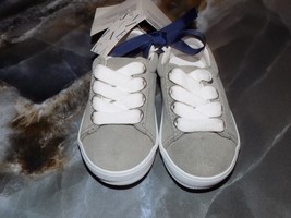 Janie and Jack Grey Suede Sneakers Toddlers Size 4 Boy&#39;s NEW - £51.00 GBP