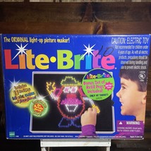 Vintage 1998 Hasbro Lite Brite Light Up Picture Maker W/ Activity Sheets &amp; Pegs - £14.03 GBP