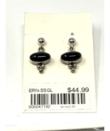 Sterling Silver and Onyx Reservation Hand Made Pierced Earrings - €16,30 EUR