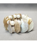 Chunky Mother of Pearl Overlapping Shell &amp; Bead Stretch Bracelet Beach J... - £11.68 GBP