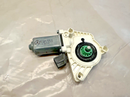 2007-13 Mercedes W221 S550 S63 Rear Driver Side Door Window Regulator Mo... - $49.40