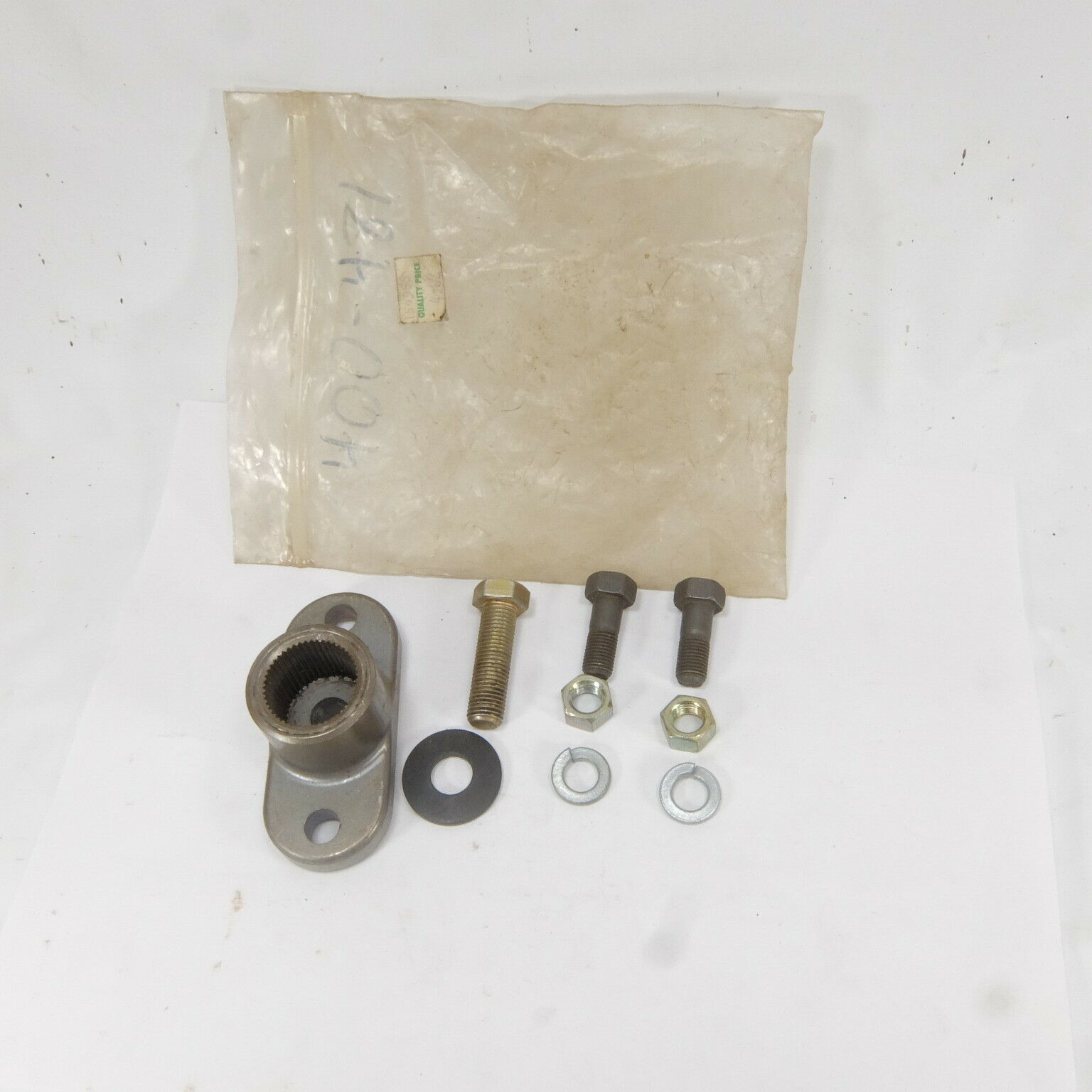 Splined Blade Adapter Kit  same as Stens 400-481 MTD 753-0485 - $5.00