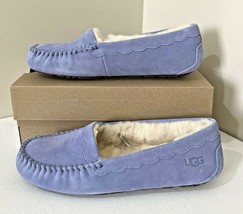 New UGG Scalloped Women Fashion Moccasin Slippers US Size 6 Cornflower - £60.60 GBP