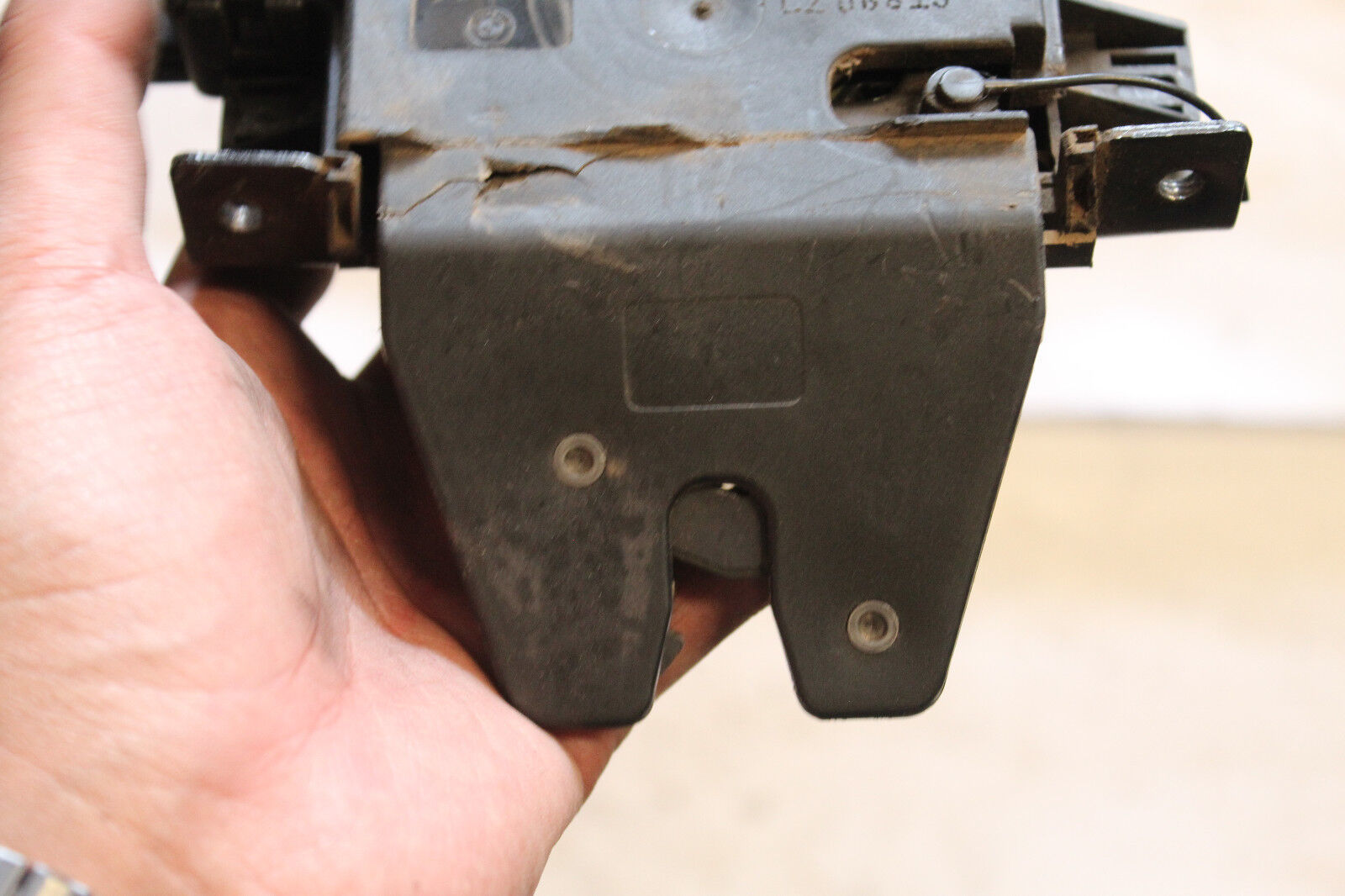 2006-2010 BMW E60 525i REAR TRUNK LOCK LATCH ACTUATOR OPENER RELEASE K2681 - $34.36