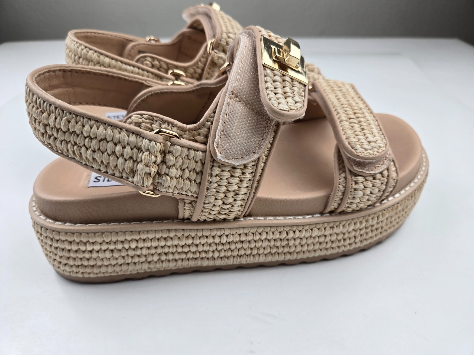 Steve Madden Women's Bigmona Sandal, size 7 Item image 3