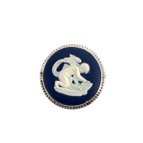 Sterling Silver Vintage Wedgwood Made in England Cupid Bow And Arrow Brooch - $54.45