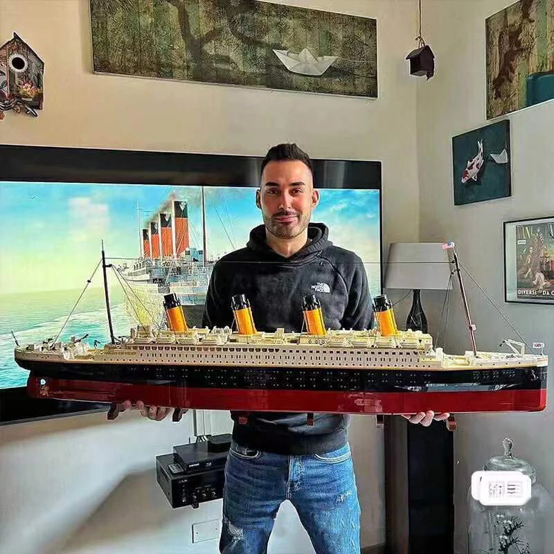  titanic building blocks model assembling moc brick boat construction 9090pcs fit 10294 thumb200