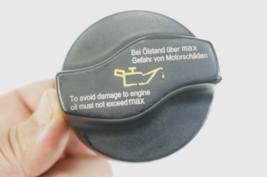 mercedes oil filler cap 0000101385 mercedes benz e350 c300 c230 ml350 oem - $21.87