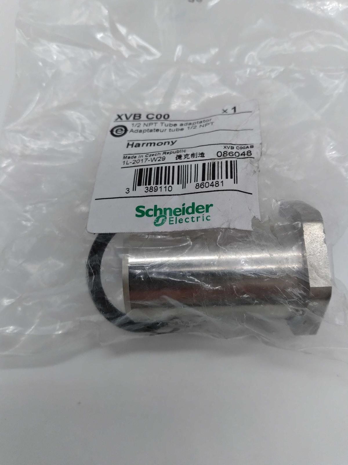 NEW Schneider Electric XVB C00 Harmony Tube Adaptor 1/2 NPT  - $8.65