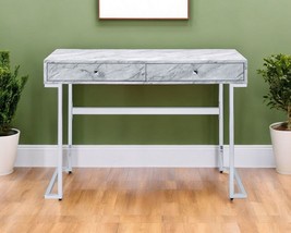 42" White Writing Desk With Two Drawers - $6,691.67 MXN
