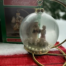 Vtg House of Lloyd Christmas Around The World Shepard Glass Ornament W/Stand ‘95 - £10.44 GBP