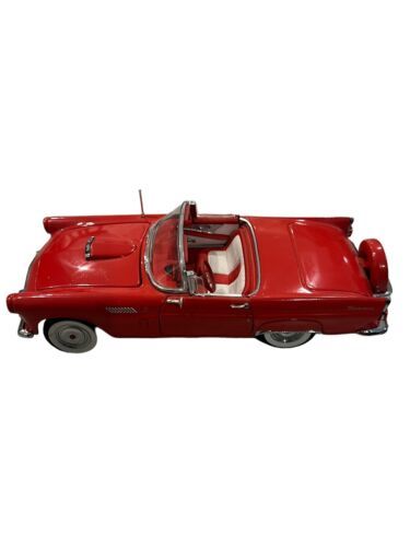 New DANBURY MINT 1/24 1956 Ford Thunderbird Diecast Model Car Red Convertible - $84.14