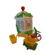 Vintage Strawberry Shortcake Gazebo Table Chair Tricycle American Greeti... - $833.85 MXN
