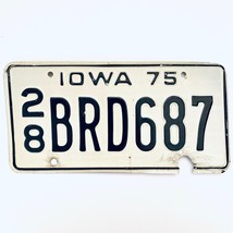 1975 United States Iowa Delaware County Passenger License Plate 28 BRD687 - £13.22 GBP