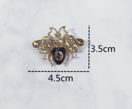 Honey Bee Brooch Vintage Look Queen Broach Gold Plated Celebrity Hollywood Pin T - £22.25 GBP