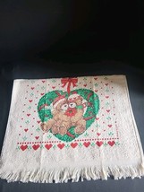 Vintage Christmas Tea Towel With Bears On Heart Wreath By Cannon - $7.34