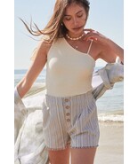 Women&#39;s  Pair Of Striped Woven Shorts - $582.32 MXN
