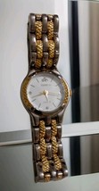 Women&#39;s Capezio Watch Two Tone Gold/Silver Dial Round New Battery 7&quot; - $252.65 MXN
