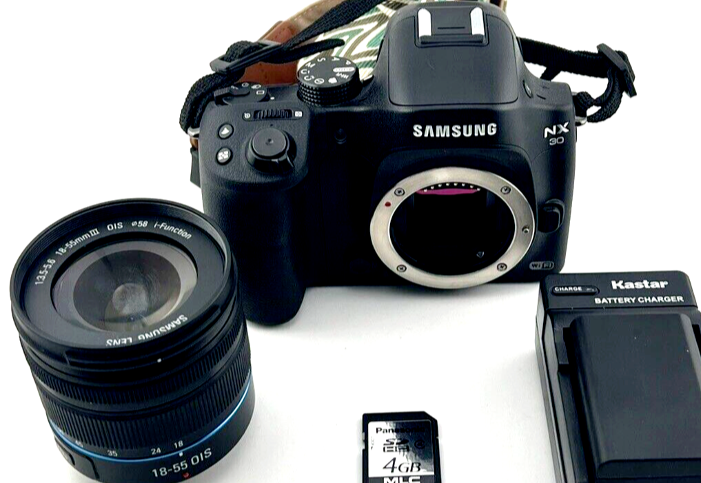 Samsung NX 30 Digital Camera 18-55mm III Lens Video Smart WiFi MINT Condition - $632.65